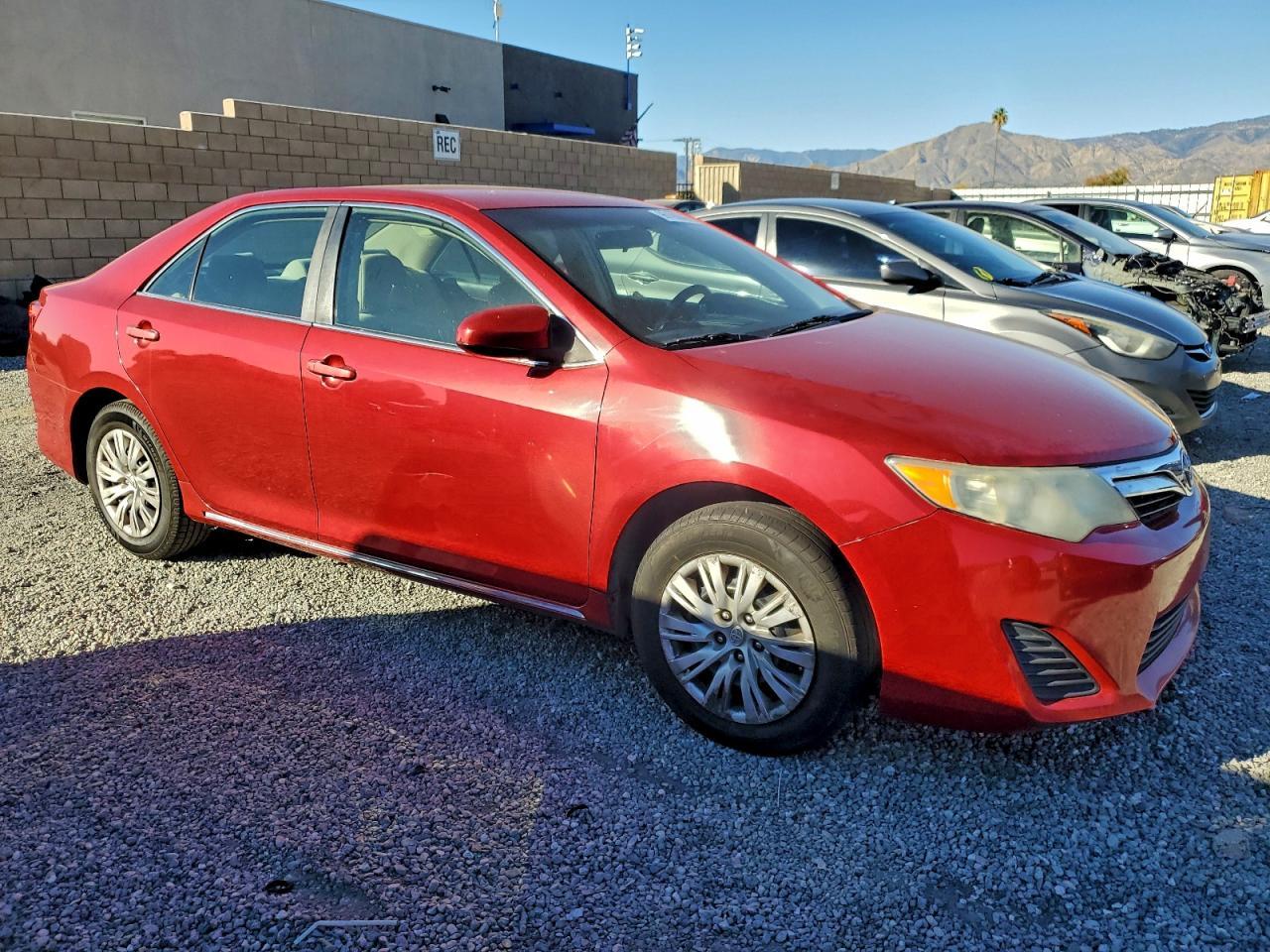 2014 TOYOTA CAMRY