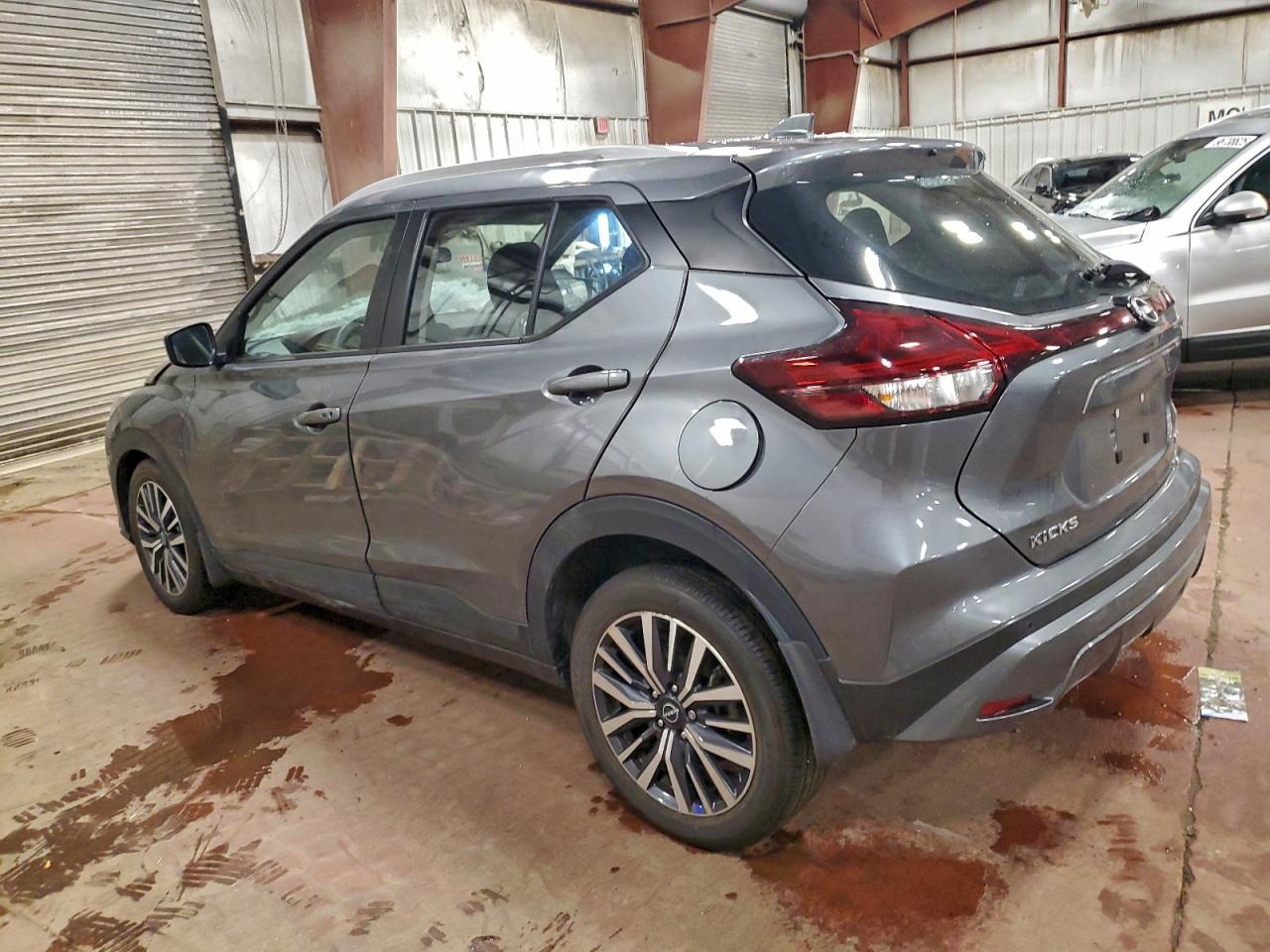 2024 NISSAN KICKS
