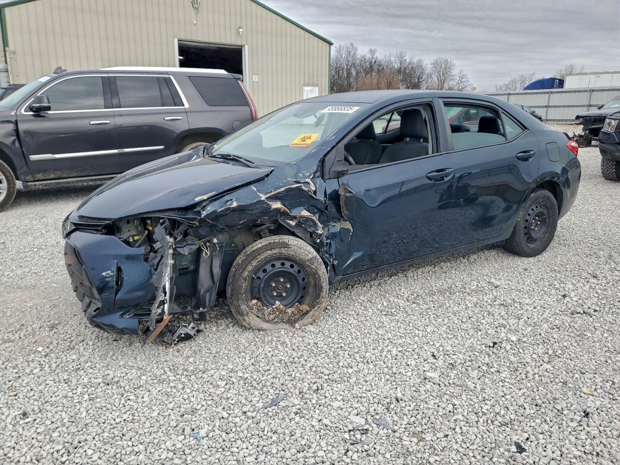 2017 TOYOTA COROLLA