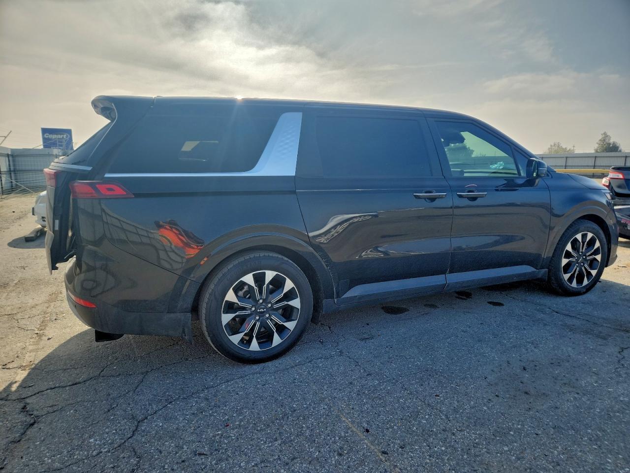 2024 KIA Carnival