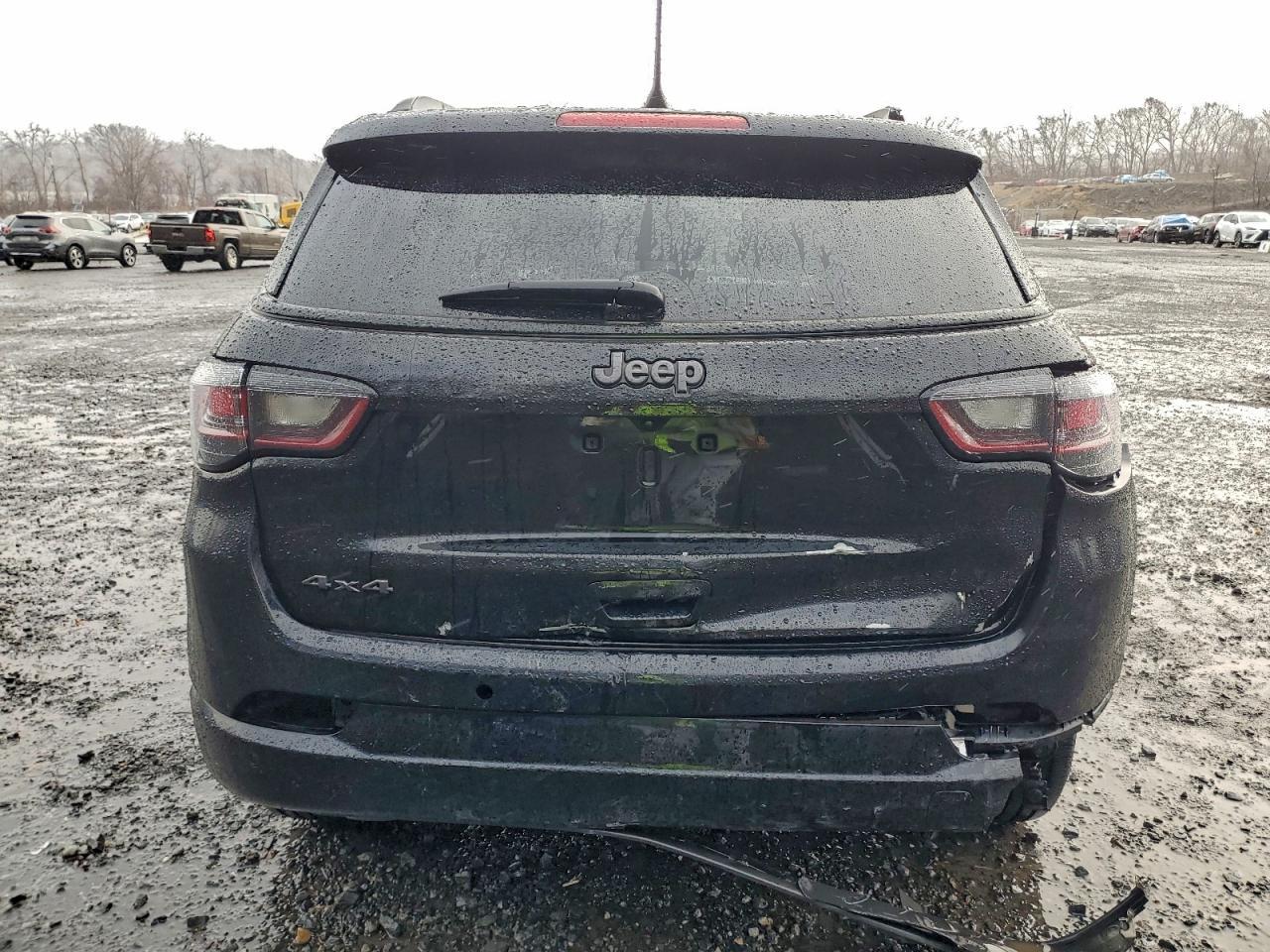 2023 JEEP Compass