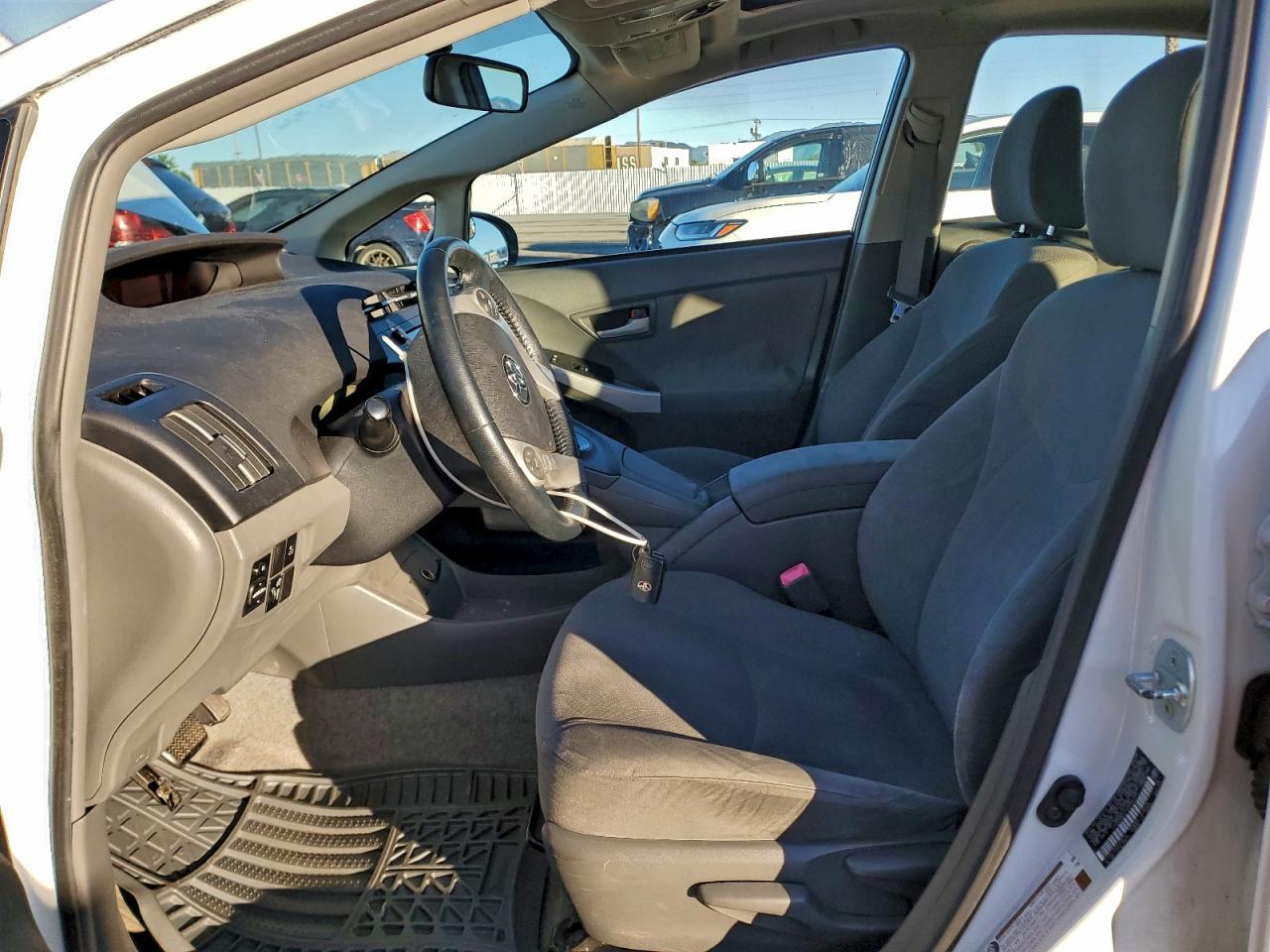 2010 TOYOTA PRIUS