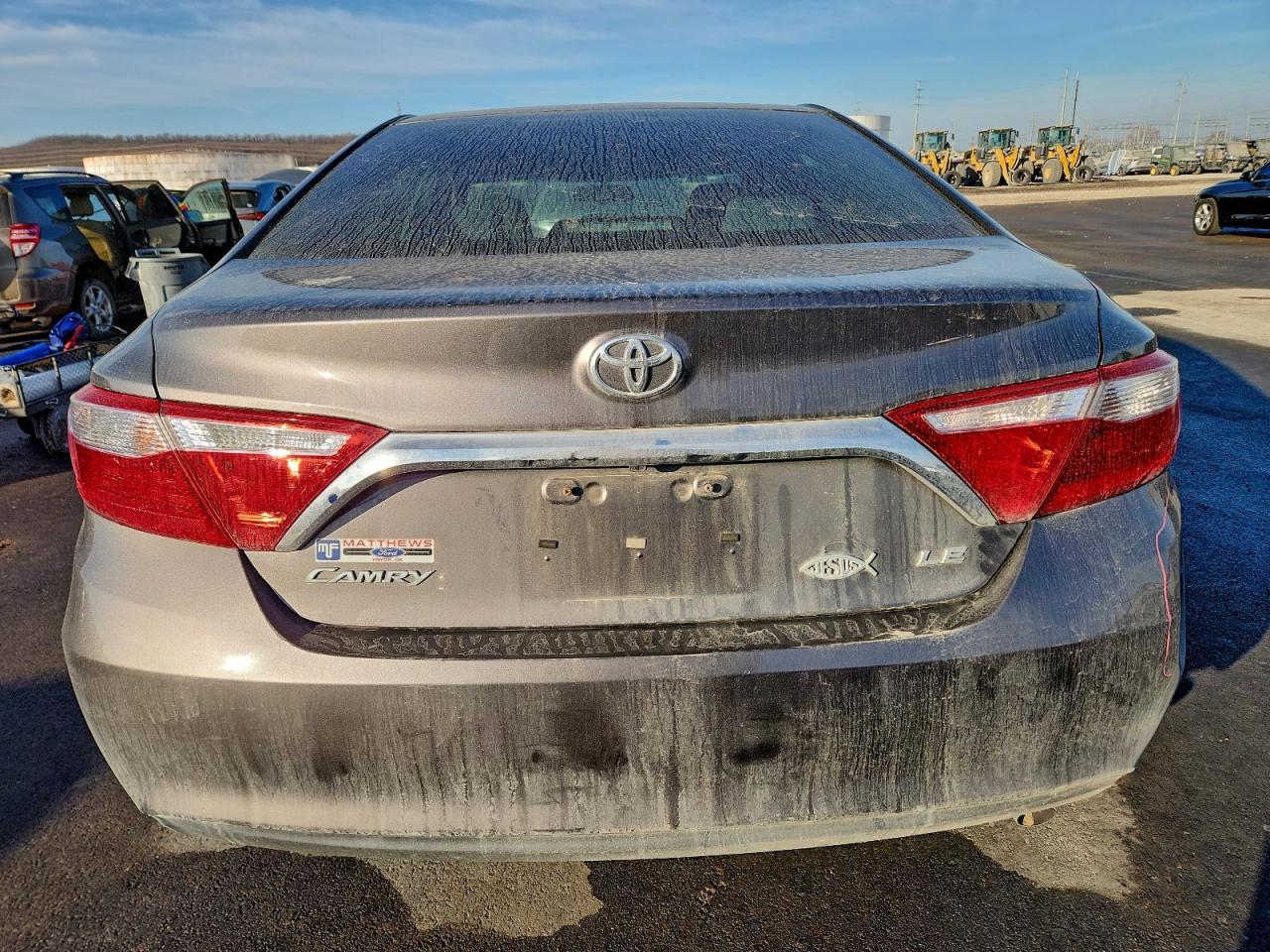 2016 TOYOTA CAMRY