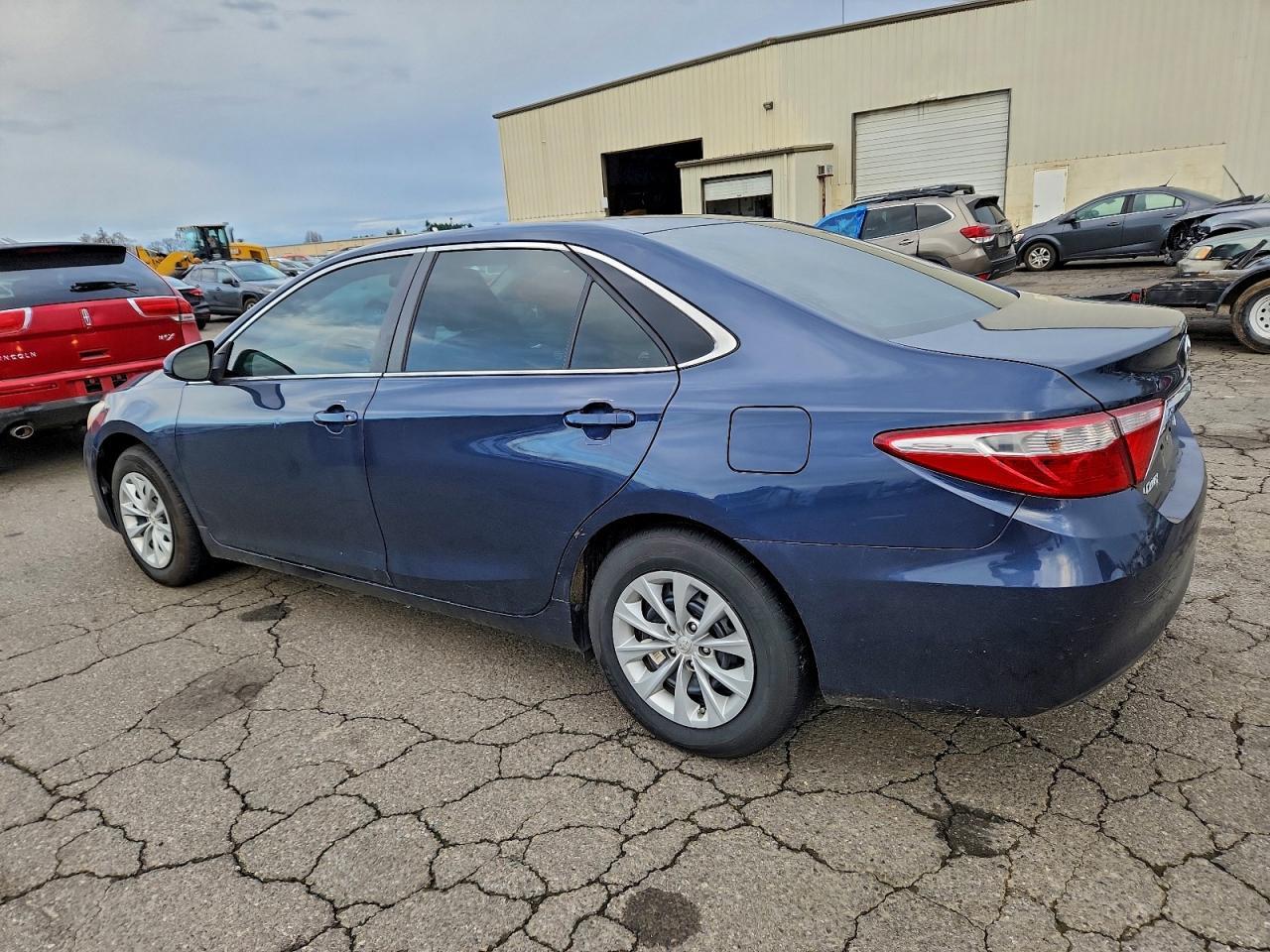 2015 TOYOTA CAMRY