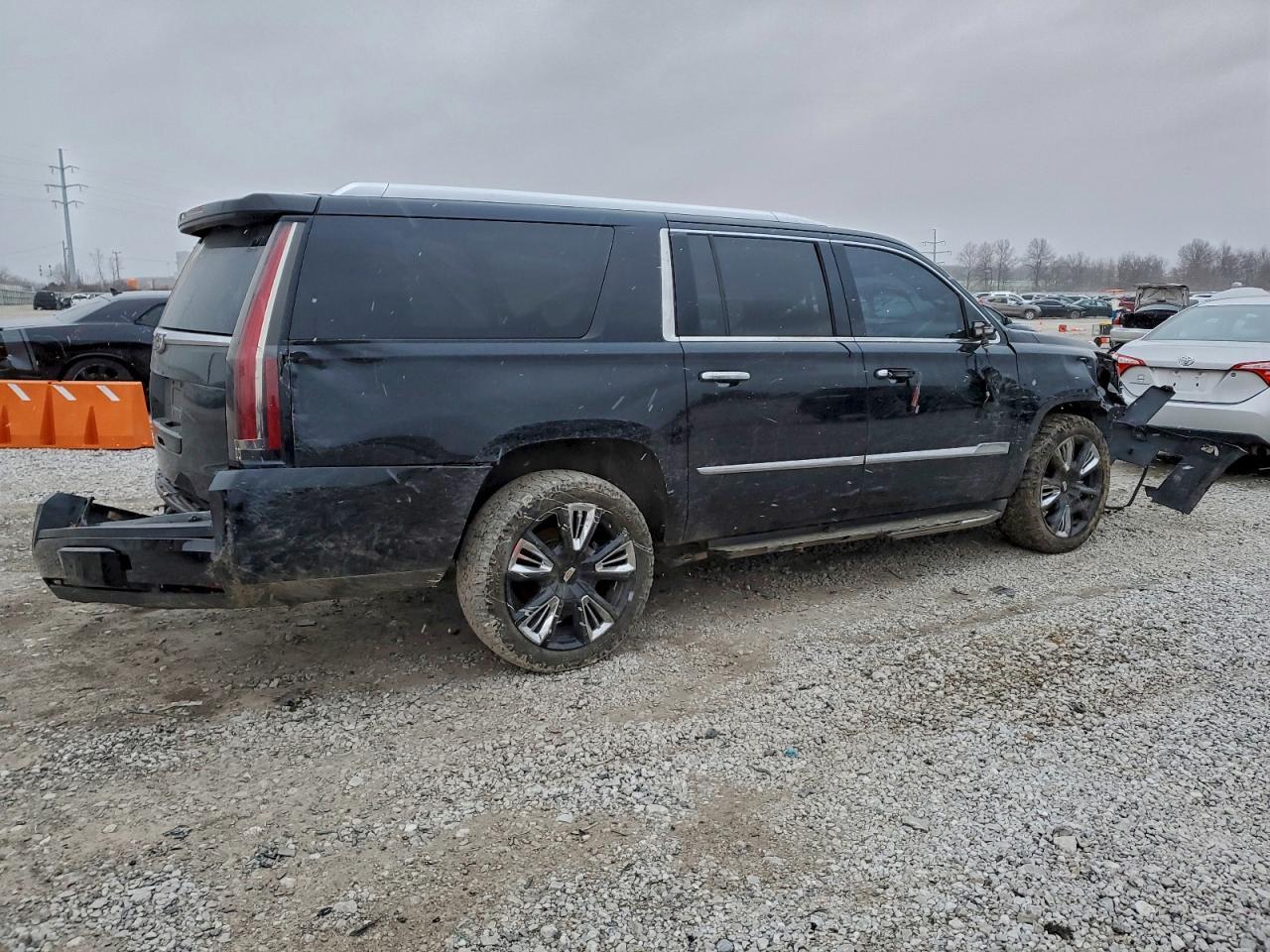 2016 CADILLAC Escalade ESV
