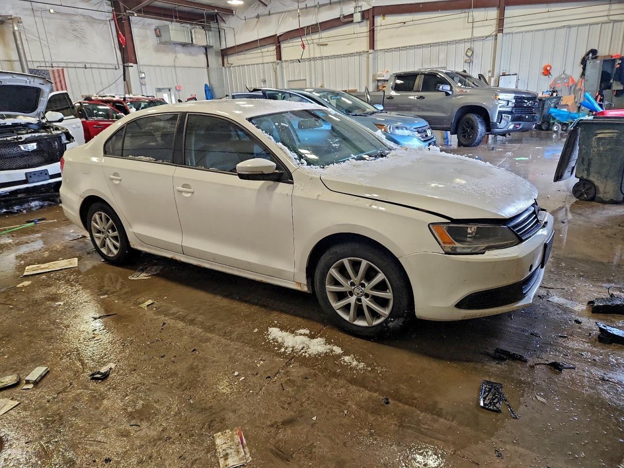 2011 VOLKSWAGEN JETTA