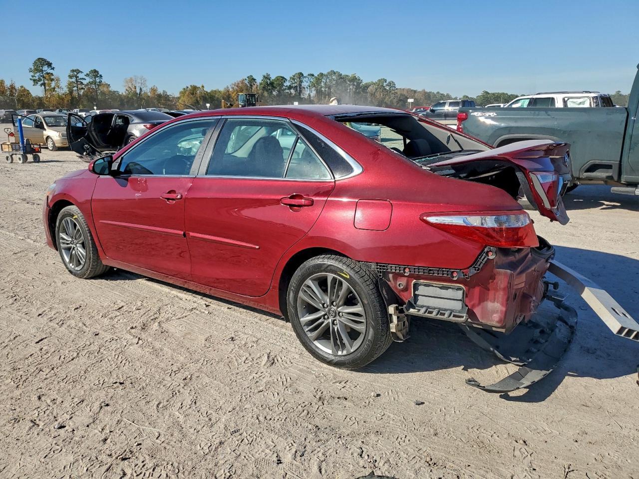 2017 TOYOTA CAMRY