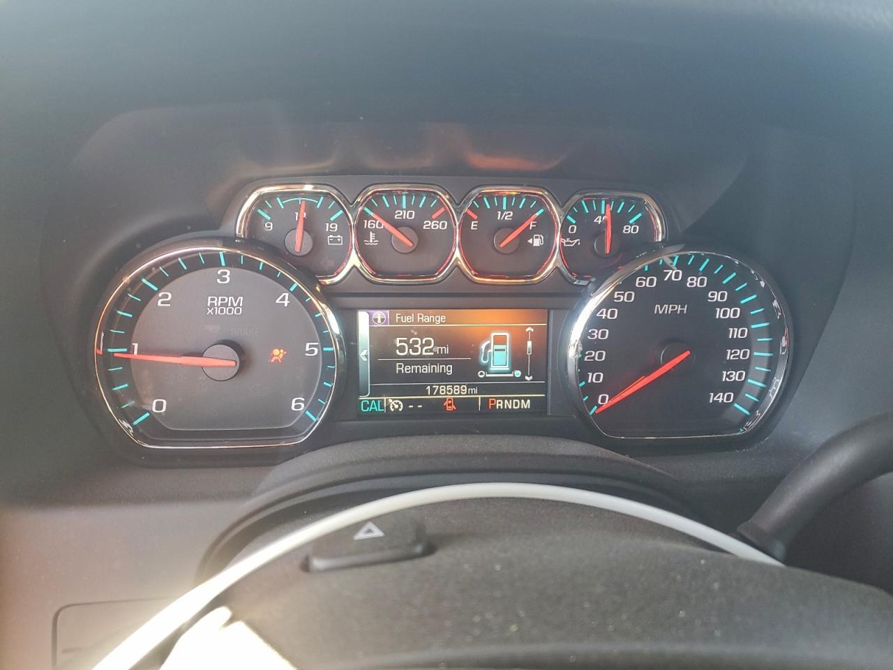 2016 CHEVROLET Suburban
