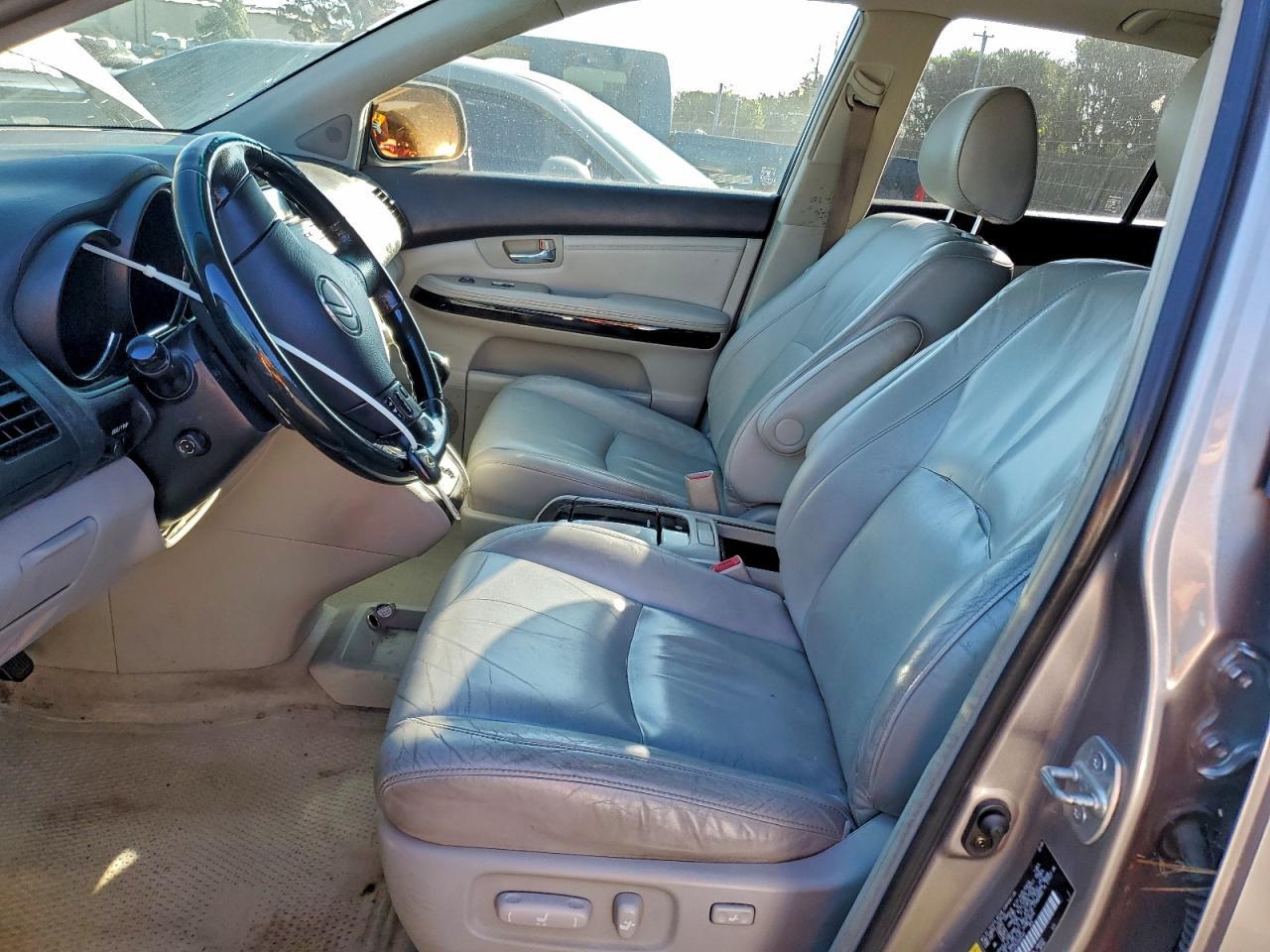 2005 LEXUS Rx 330