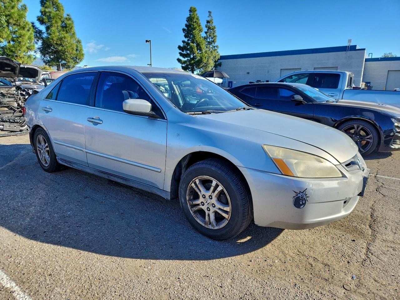 2005 HONDA ACCORD