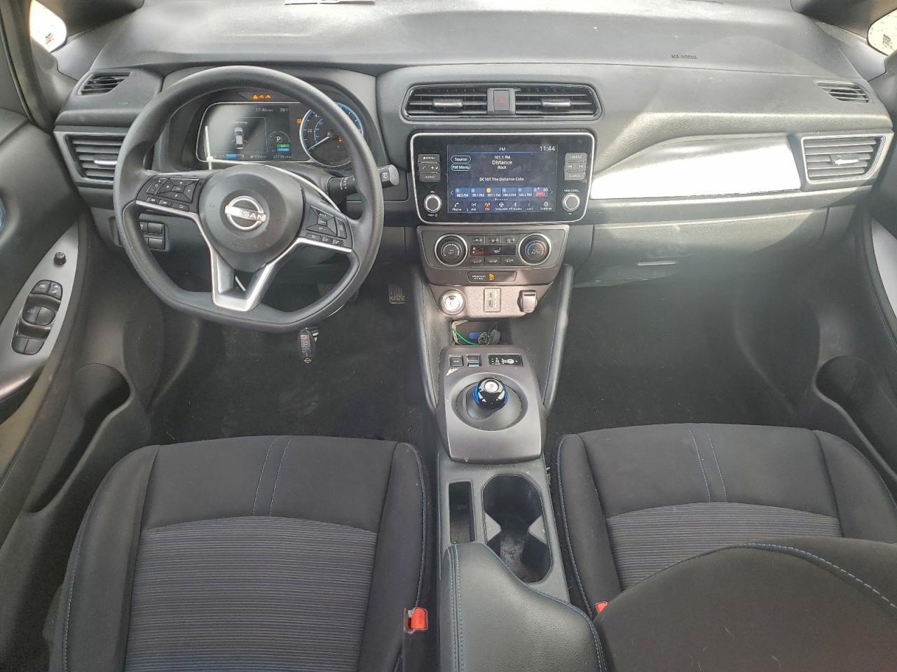 2023 NISSAN LEAF
