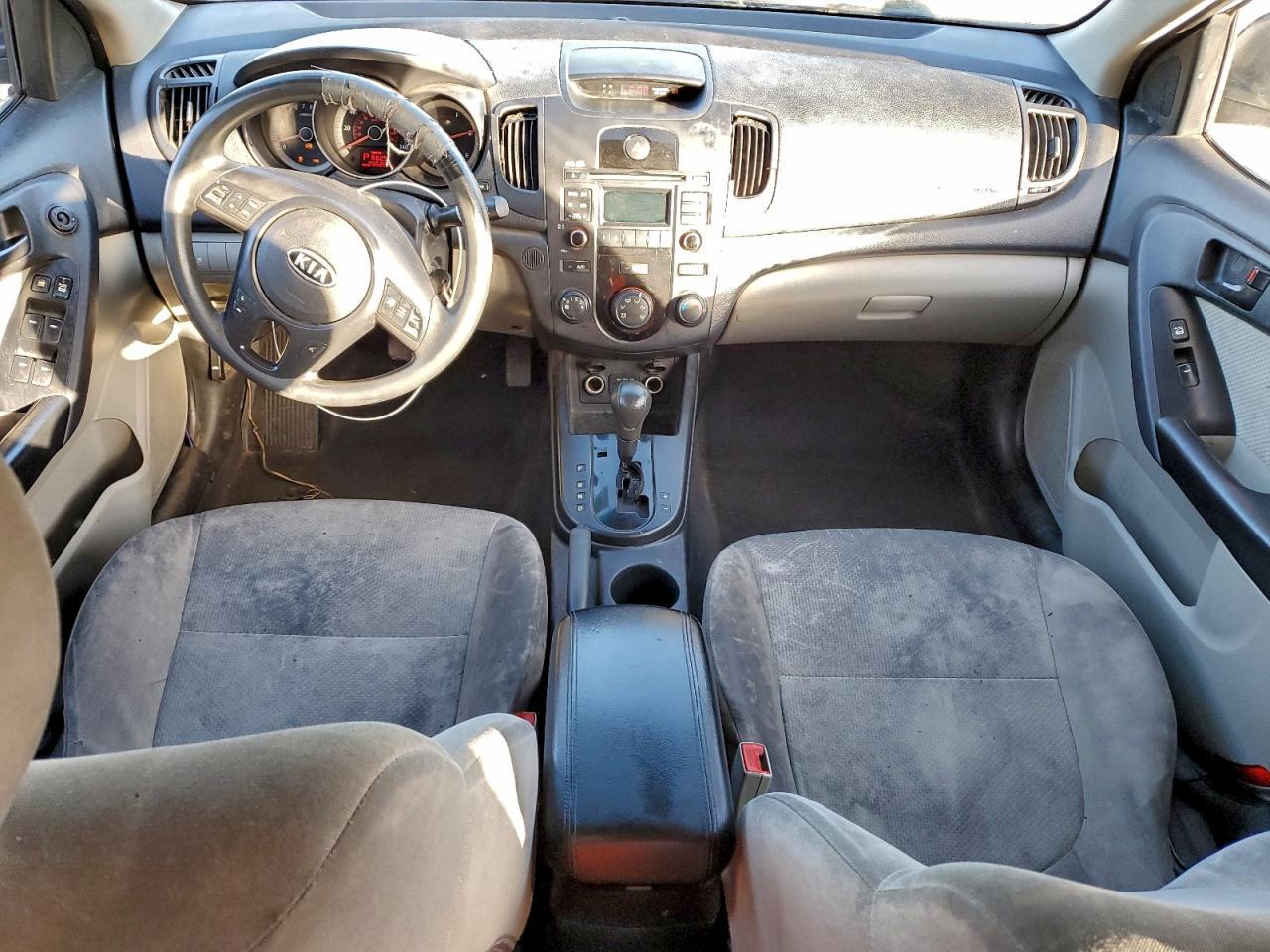 2010 KIA FORTE