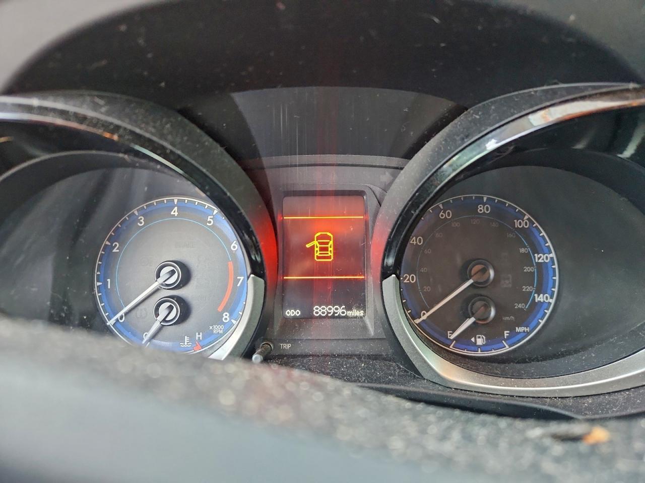 2016 TOYOTA COROLLA