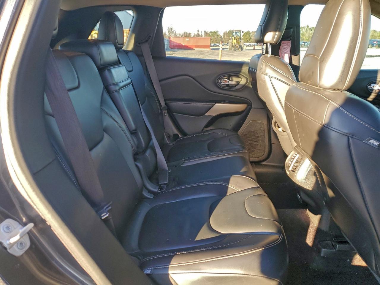 2018 JEEP CHEROKEE