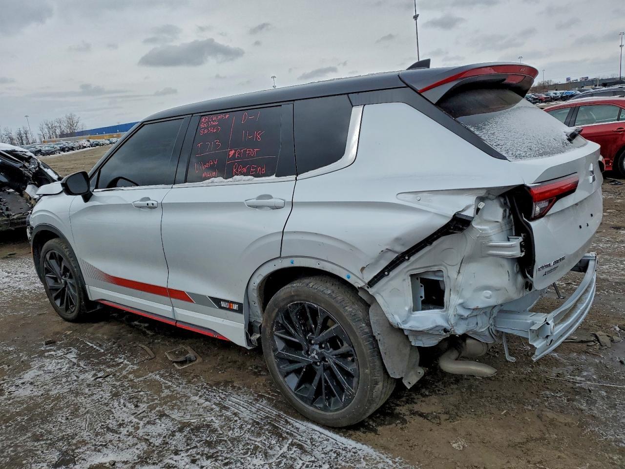 2023 MITSUBISHI outlander