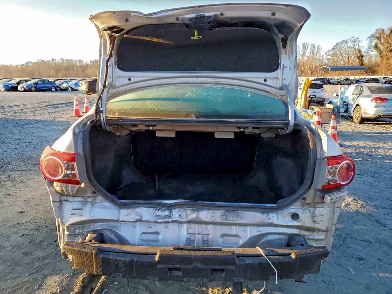 2013 TOYOTA COROLLA