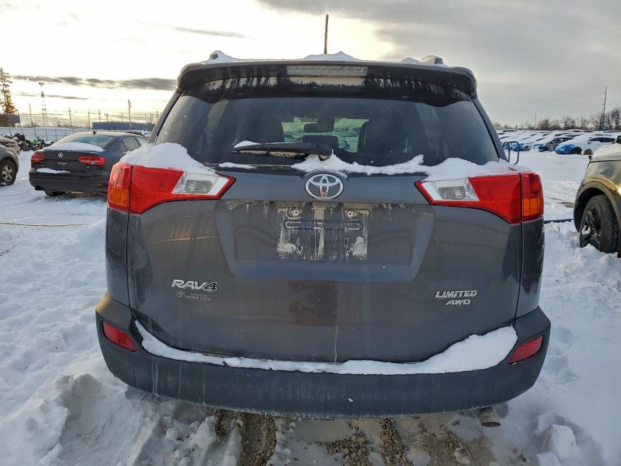 2015 TOYOTA RAV4