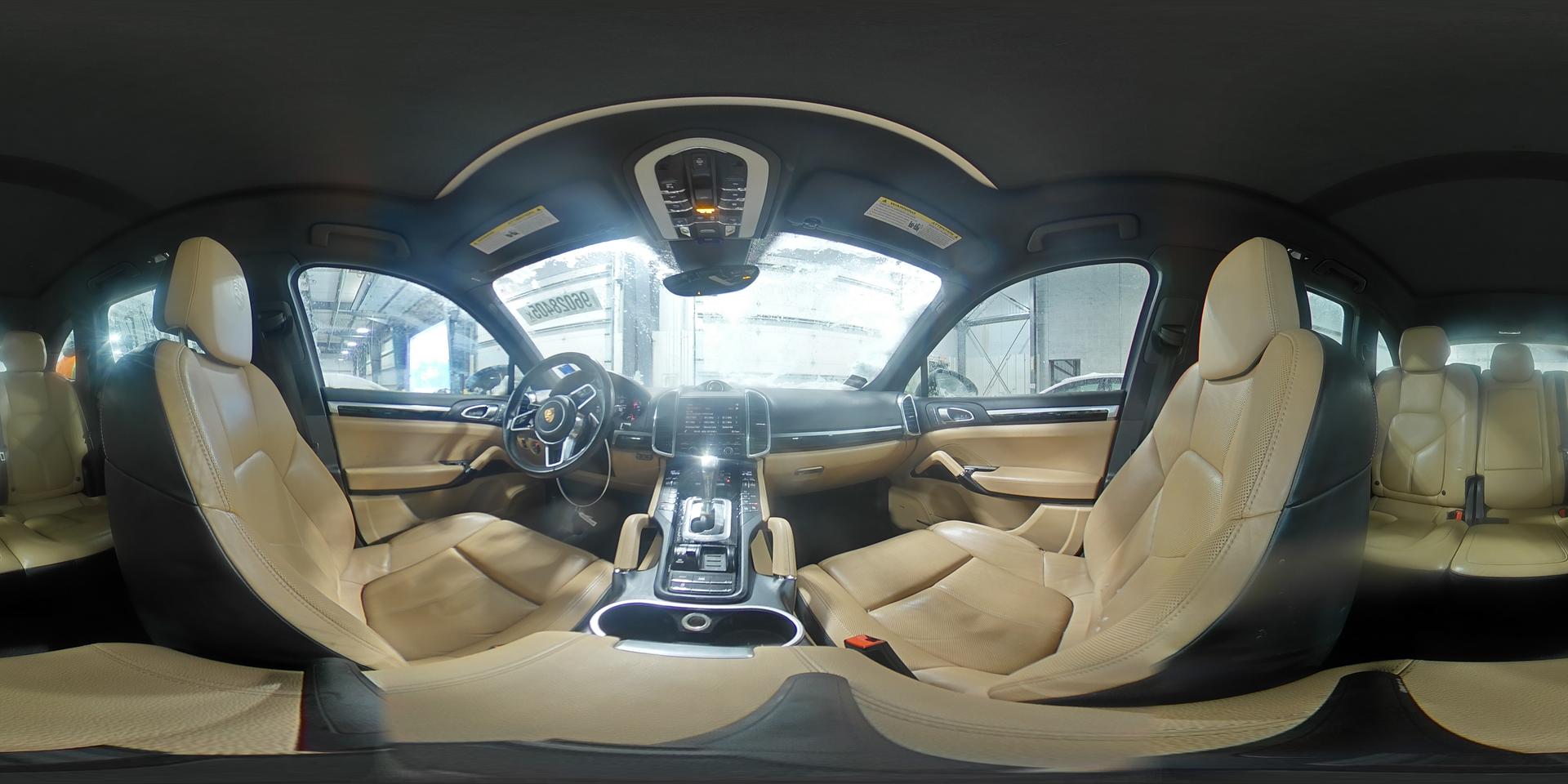 2015 PORSCHE CAYENNE