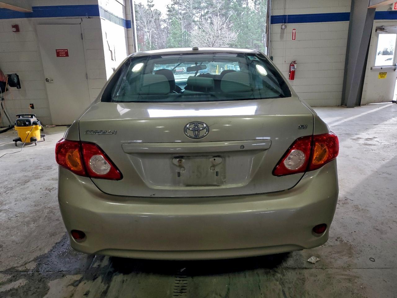 2010 TOYOTA COROLLA