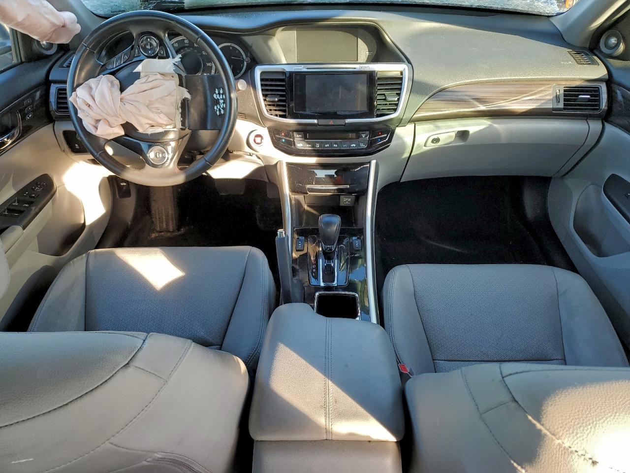 2016 HONDA ACCORD