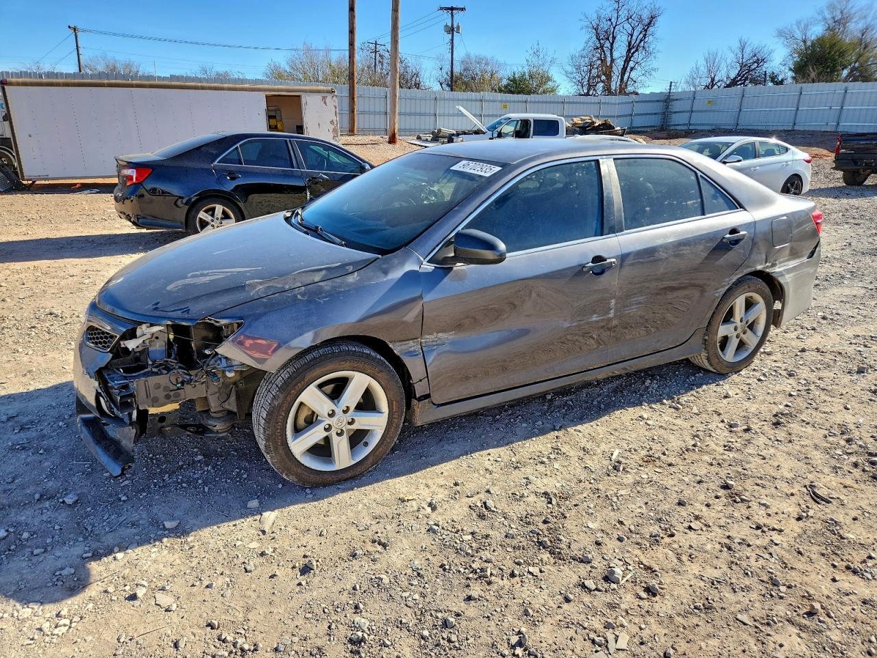 2014 TOYOTA CAMRY