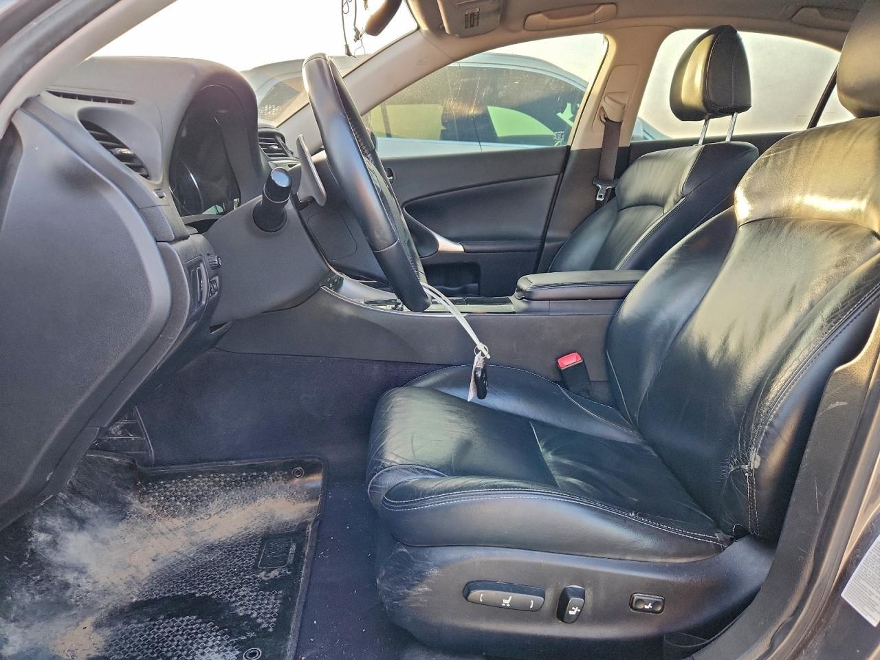 2013 LEXUS IS 250