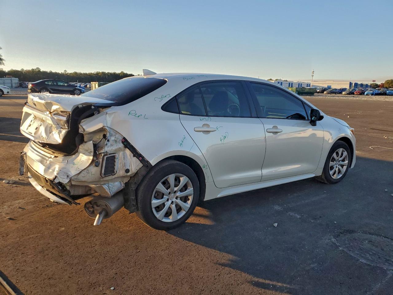 2021 TOYOTA COROLLA