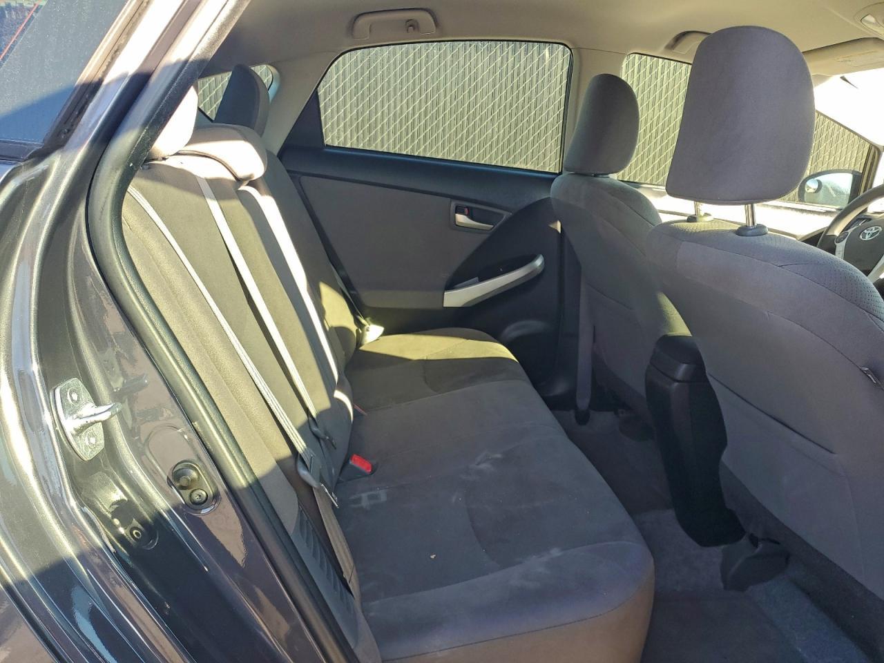 2015 TOYOTA PRIUS
