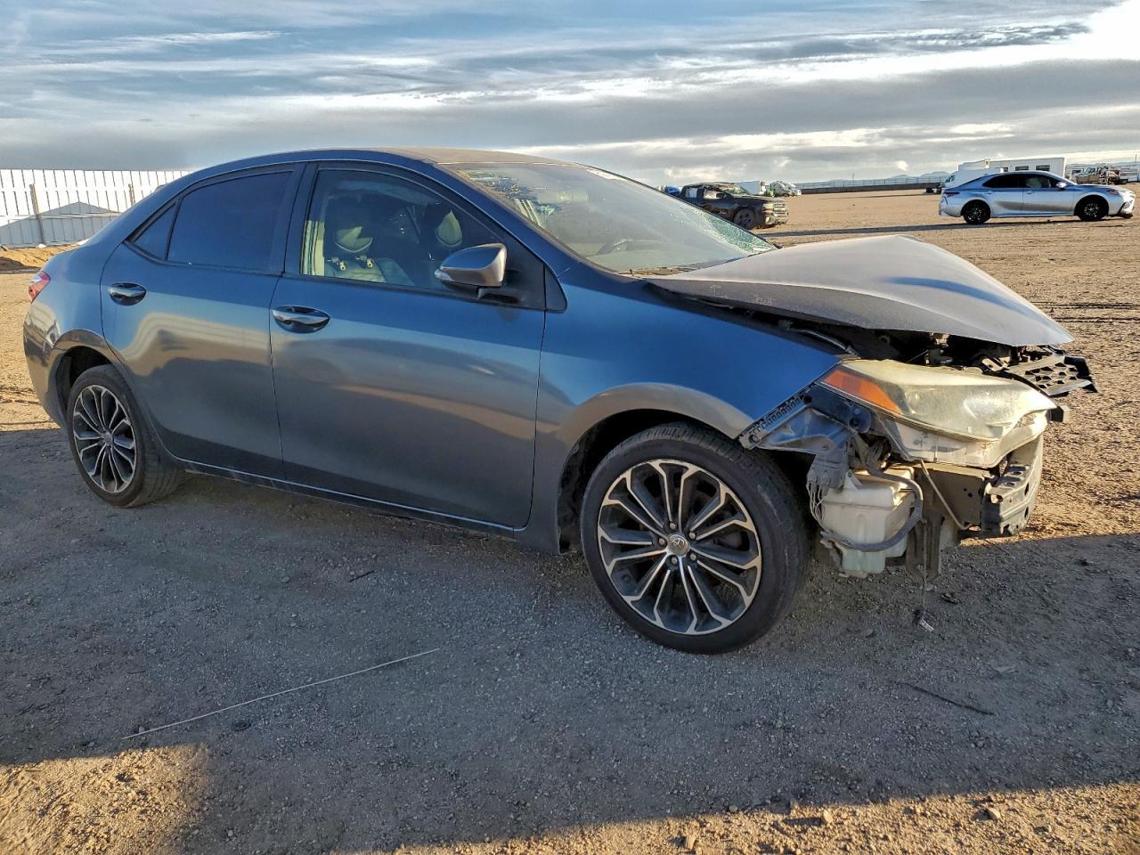 2015 TOYOTA COROLLA