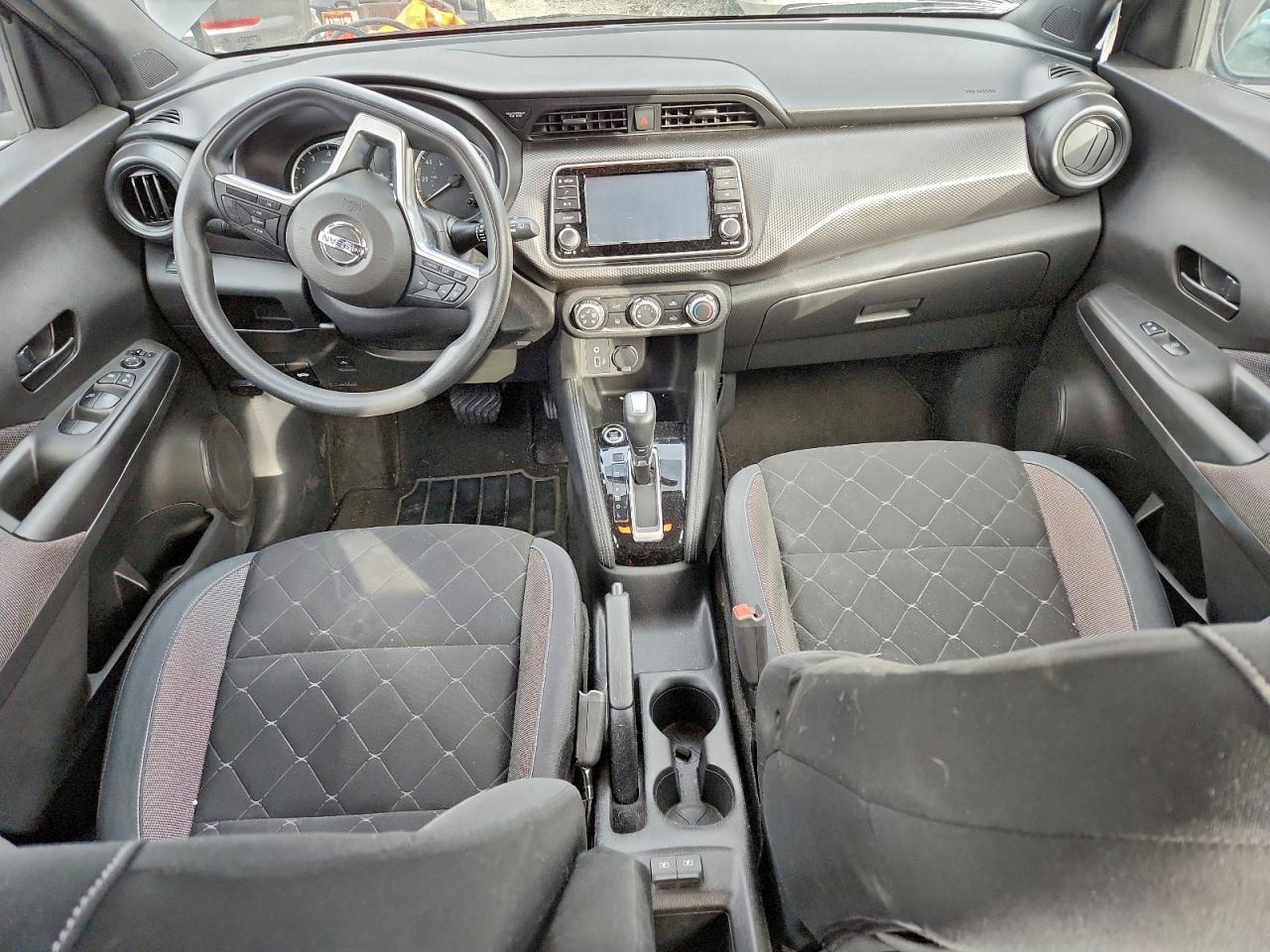 2019 NISSAN KICKS