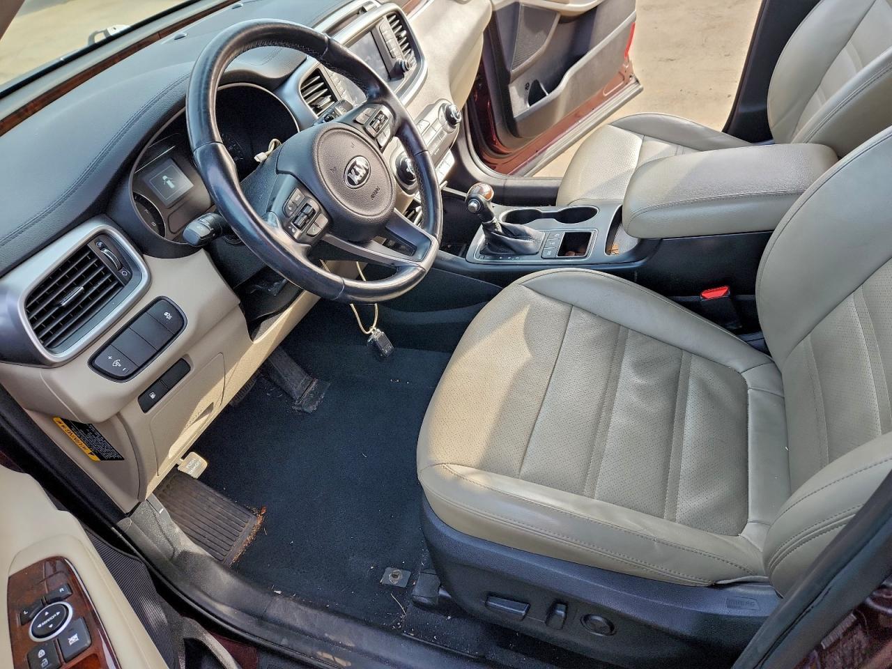 2017 KIA SORENTO