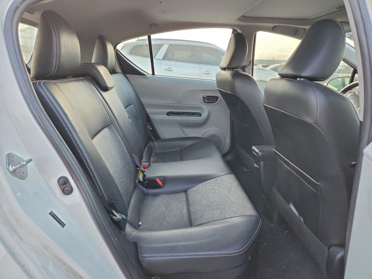 2012 TOYOTA Prius c