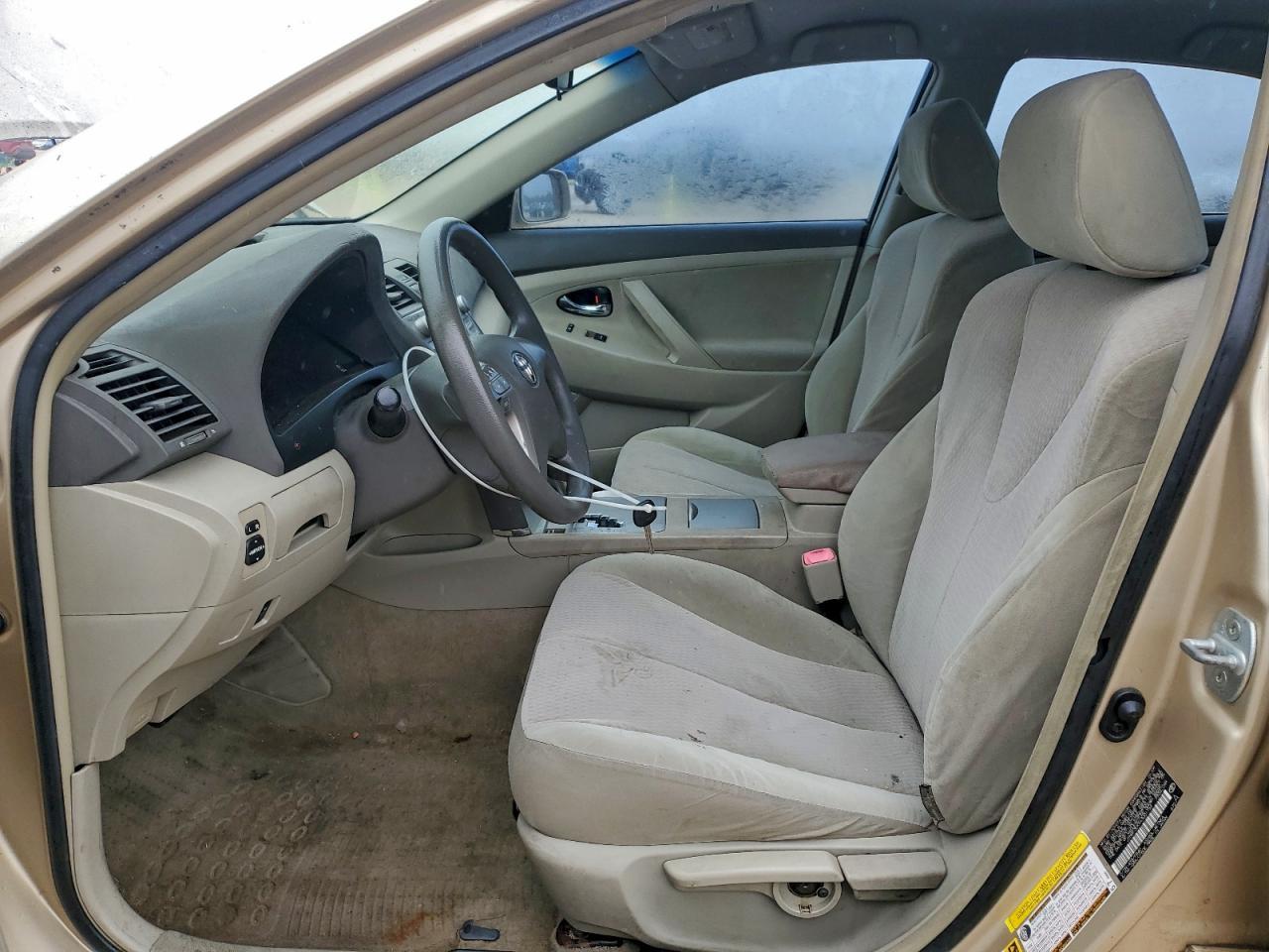 2010 TOYOTA CAMRY