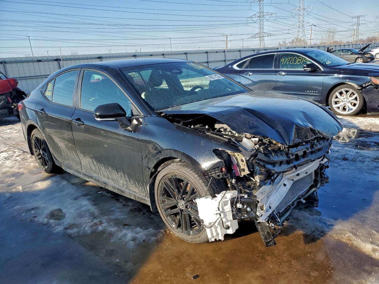 2026 TOYOTA CAMRY