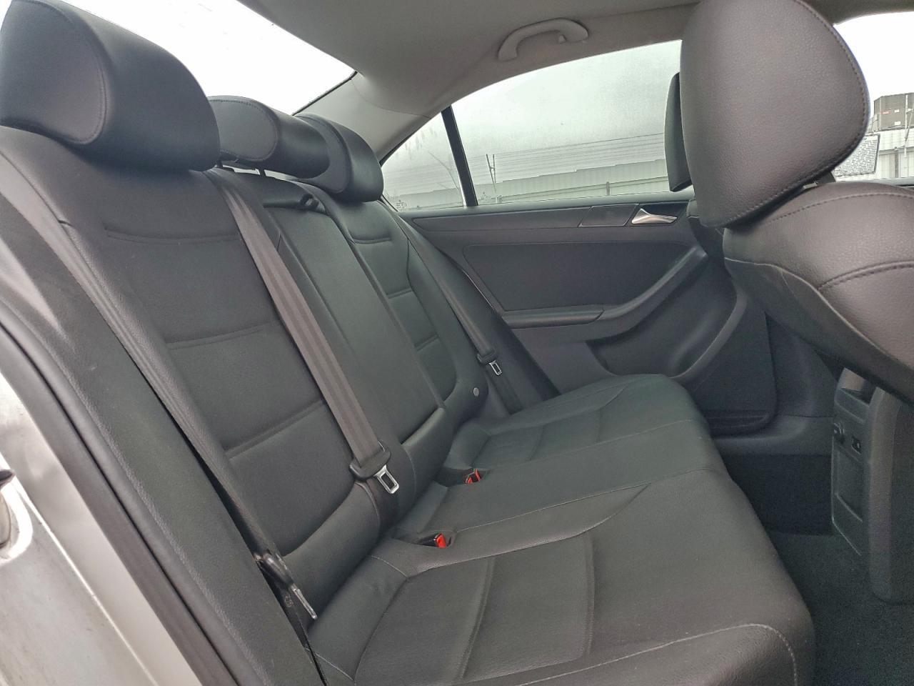 2012 VOLKSWAGEN JETTA