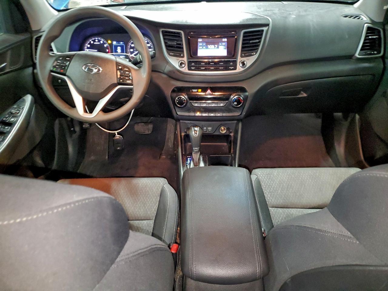 2017 HYUNDAI TUCSON