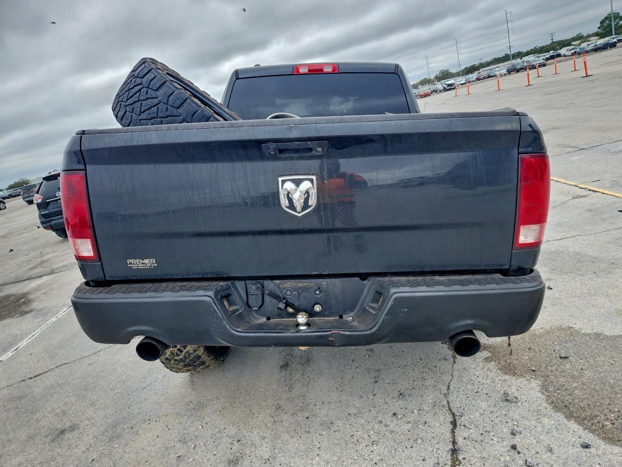 2018 RAM 1500 ST