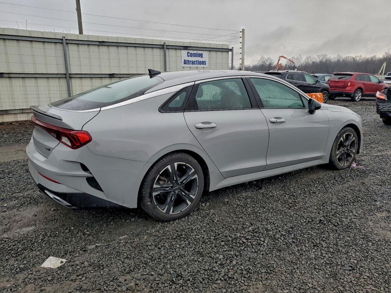 2022 KIA K5