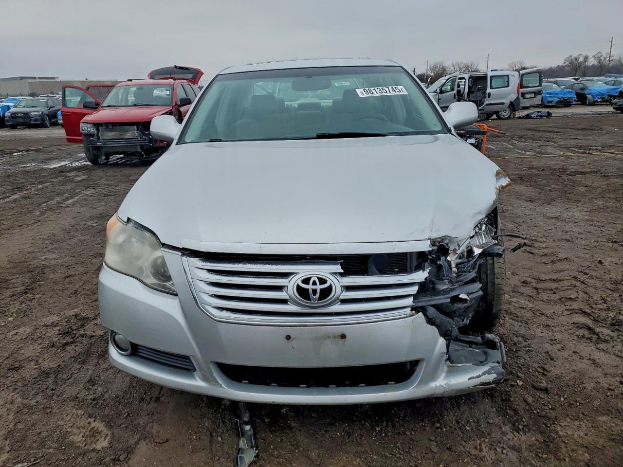 2008 TOYOTA Avalon