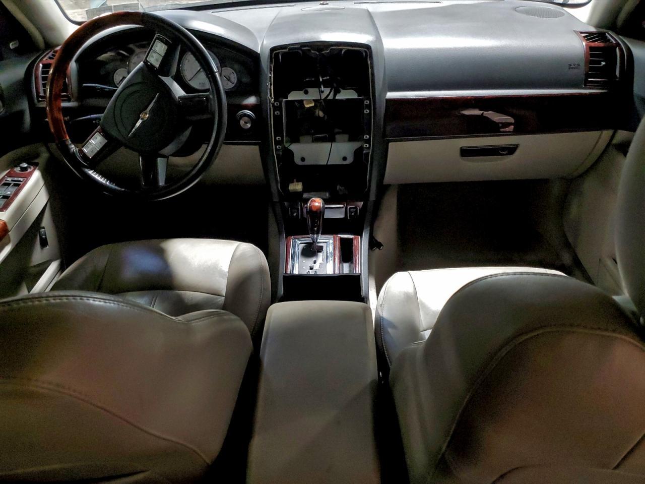 2006 CHRYSLER 300