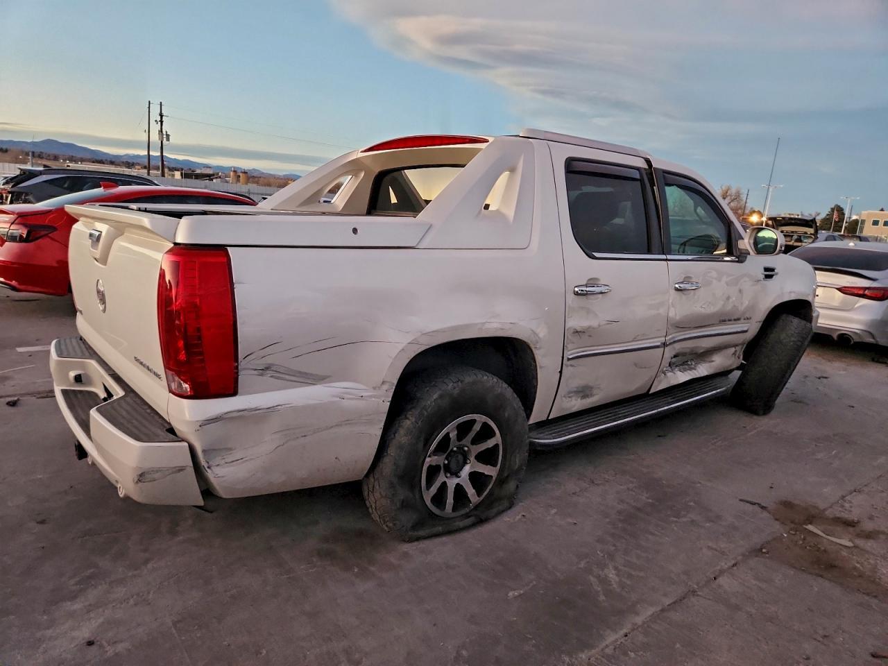 2010 CADILLAC Escalade EXT