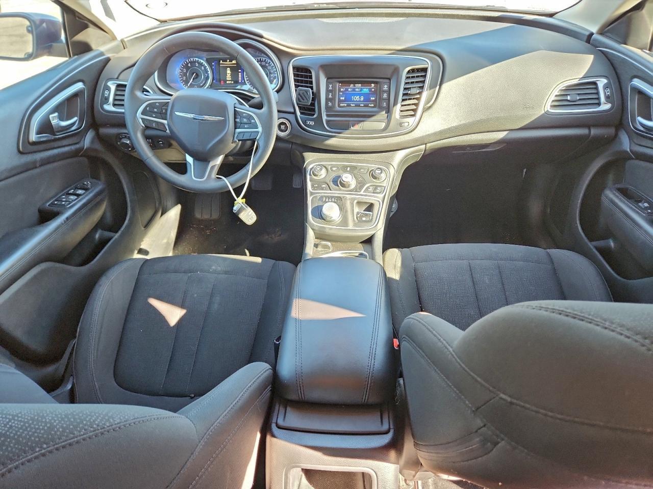 2016 CHRYSLER 200