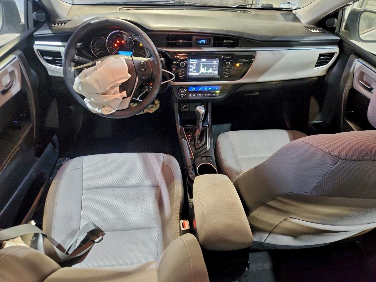 2015 TOYOTA COROLLA