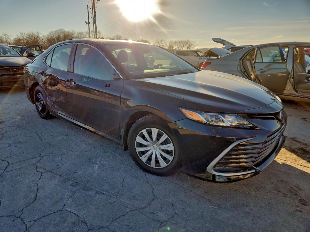 2024 TOYOTA CAMRY