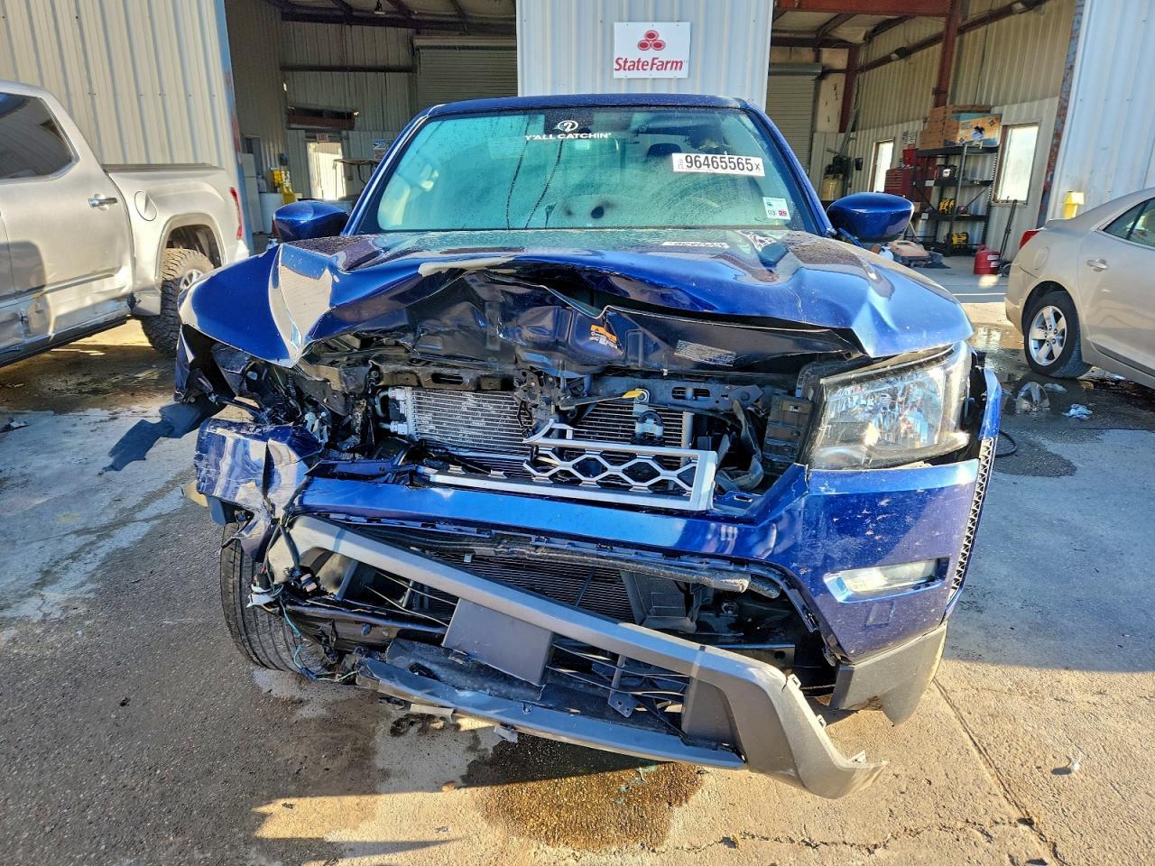2023 NISSAN Frontier