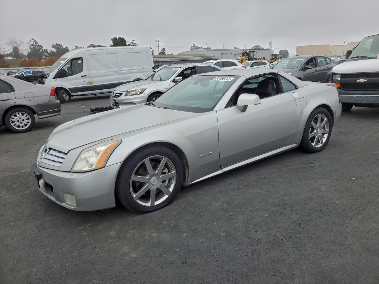 2004 CADILLAC Xlr