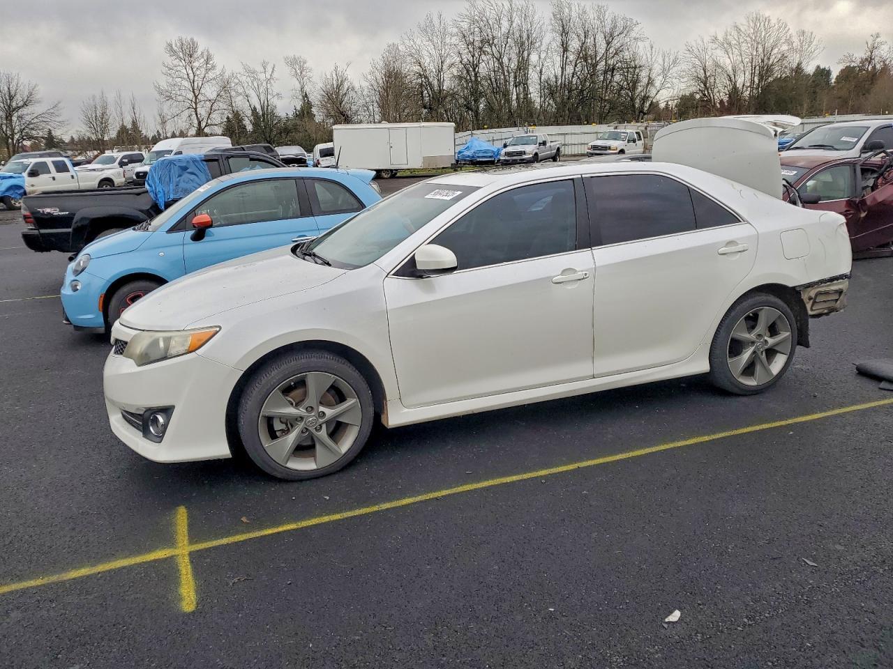 2012 TOYOTA CAMRY