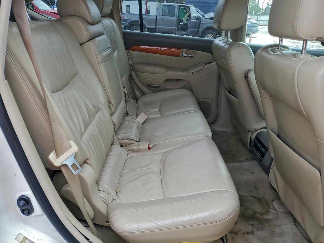 2004 LEXUS Gx 470