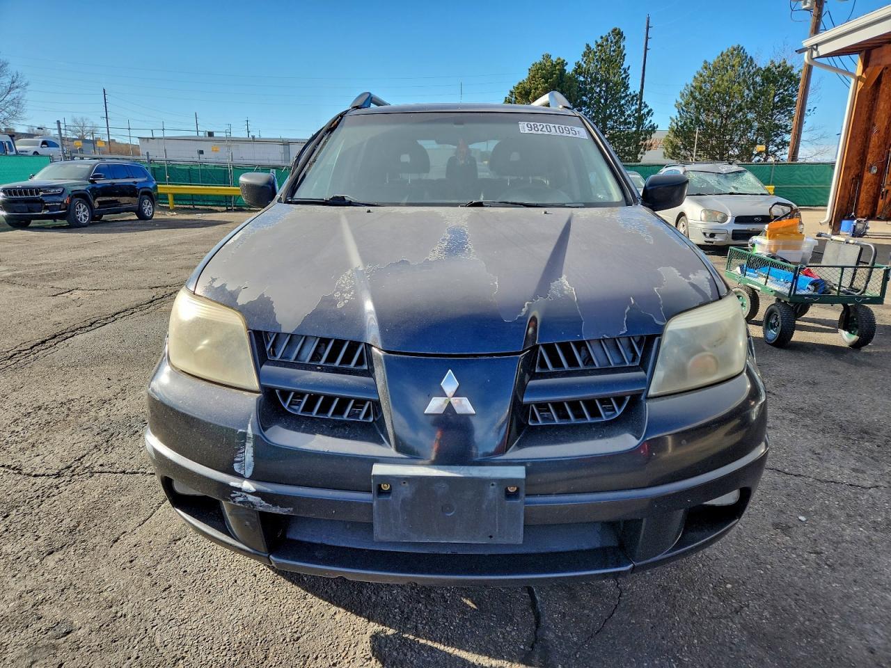 2005 MITSUBISHI outlander