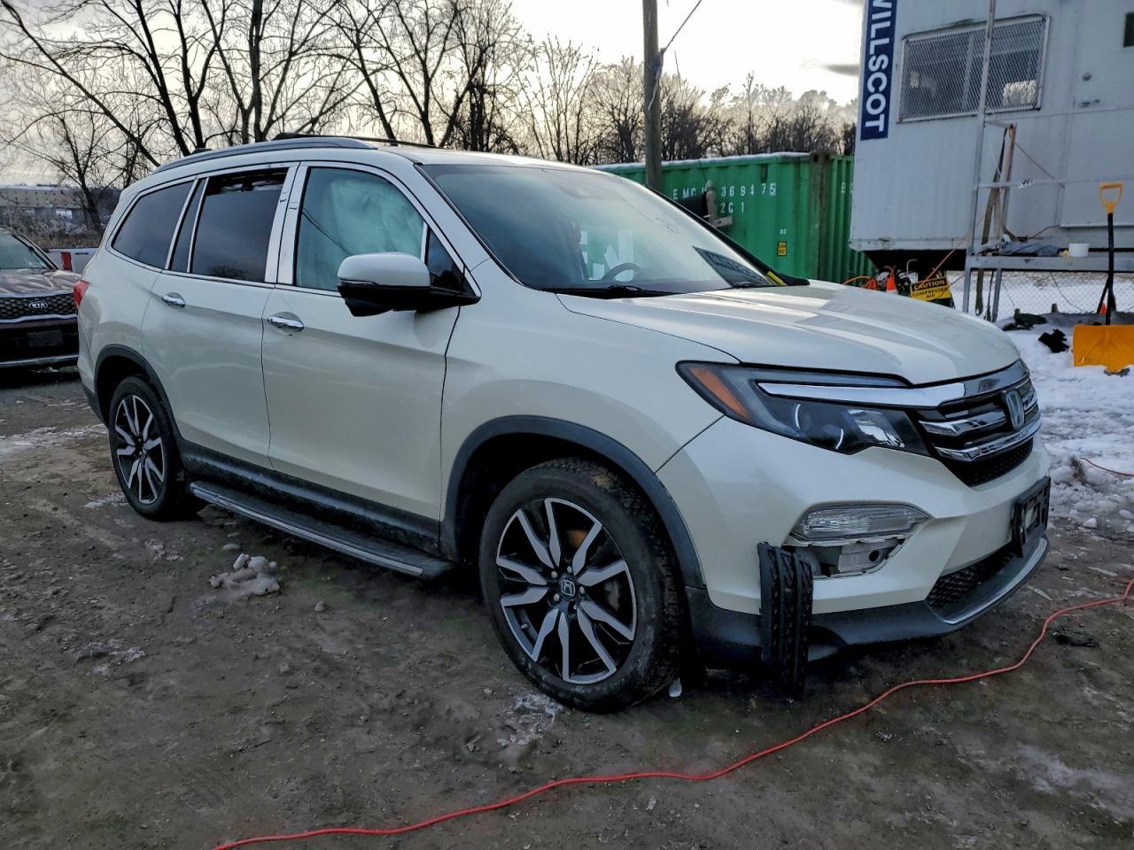 2016 HONDA PILOT